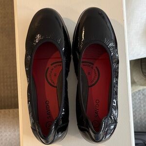 SAYDO Women's Black Flats